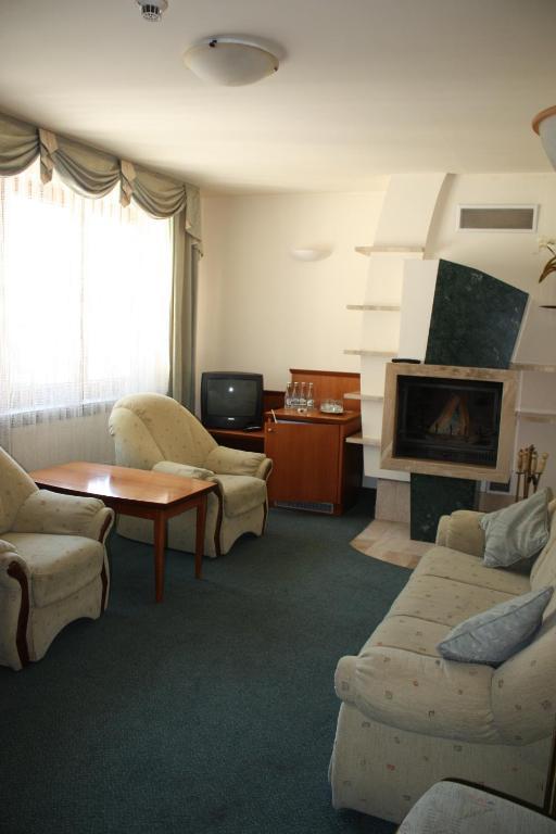 Hotel Saol Krynica Zdroj Exterior photo